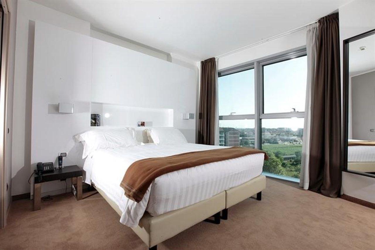 Hotel For You Cernusco Sul Naviglio Εξωτερικό φωτογραφία