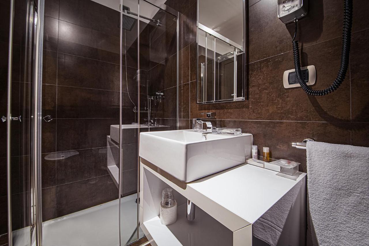 Hotel For You Cernusco Sul Naviglio Εξωτερικό φωτογραφία